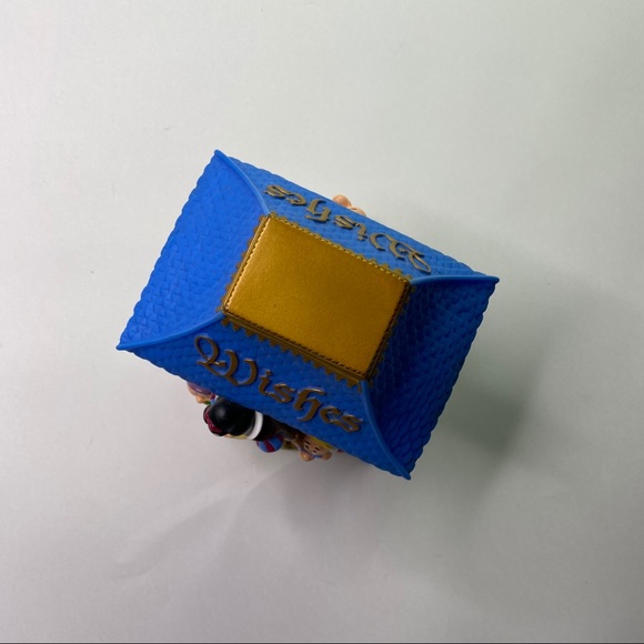 Snow White Wishing Well Plastic Disney Bank Kids - Picture 8 of 16